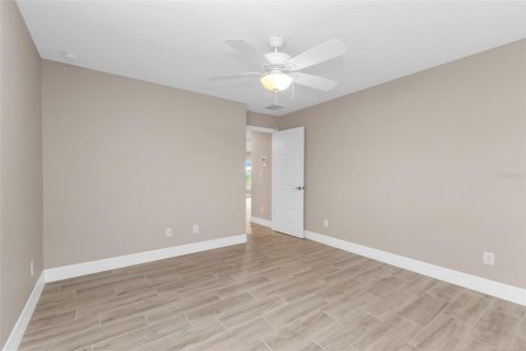 House in Port Charlotte, Florida 3 bedrooms, 173.36 sq.m. № 2394165 - photo 26