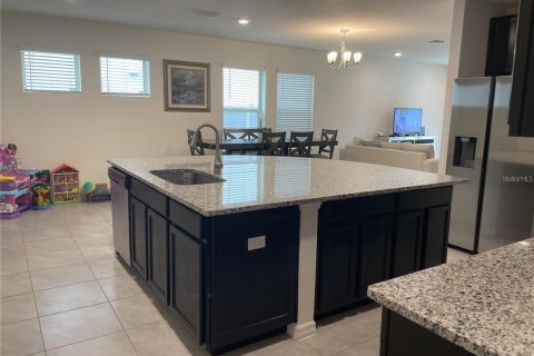 House in Kissimmee, Florida 4 bedrooms, 248.61 sq.m. № 1882998 - photo 4