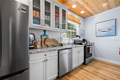 Propiedad comercial en venta en Indian Rocks Beach, Florida, 116.13 m2 № 1757209 - foto 9