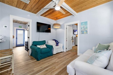 Propiedad comercial en venta en Indian Rocks Beach, Florida, 116.13 m2 № 1757209 - foto 27
