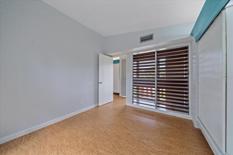 Casa en venta en Saint Petersburg, Florida, 3 dormitorios, 173.63 m2 № 1869352 - foto 23