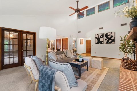 Casa en venta en Gainesville, Florida, 4 dormitorios, 190.17 m2 № 1904033 - foto 7