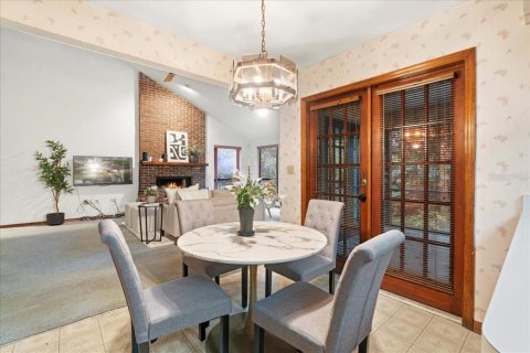 Casa en venta en Gainesville, Florida, 4 dormitorios, 190.17 m2 № 1904033 - foto 10