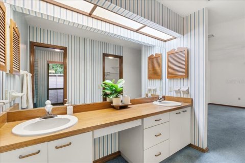 Casa en venta en Gainesville, Florida, 4 dormitorios, 190.17 m2 № 1904033 - foto 23