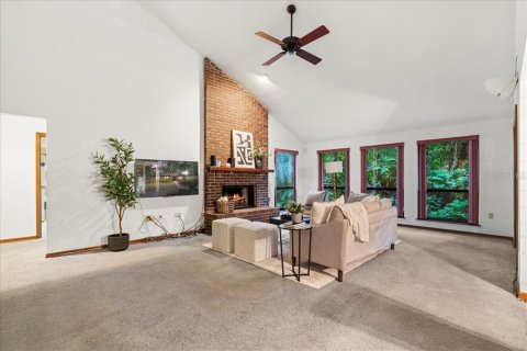Casa en venta en Gainesville, Florida, 4 dormitorios, 190.17 m2 № 1904033 - foto 4