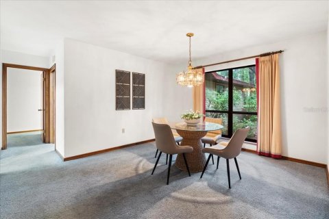 Casa en venta en Gainesville, Florida, 4 dormitorios, 190.17 m2 № 1904033 - foto 16