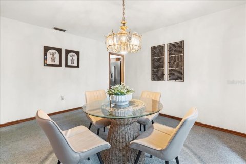 Casa en venta en Gainesville, Florida, 4 dormitorios, 190.17 m2 № 1904033 - foto 17
