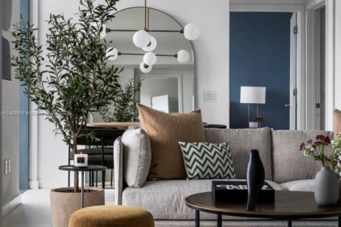 Condo in Miami, Florida, 2 bedrooms  № 1966998 - photo 4