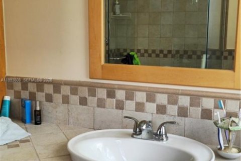 Casa en venta en Pinecrest, Florida, 3 dormitorios, 171.13 m2 № 2055662 - foto 4