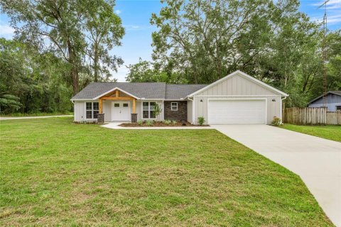 Casa en Ocala, Florida 3 dormitorios, 146.04 m2 № 2129624