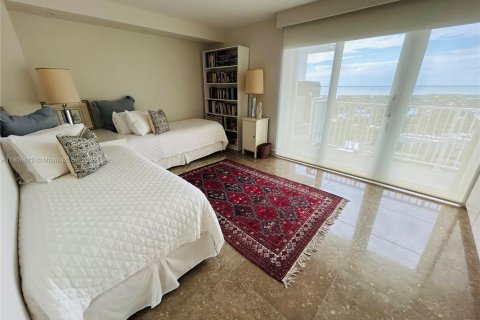 Снять в аренду кондоминиум в Ки-Бискейн, Флорида 2 спальни, 174.19м2, № 1963772 - фото 11