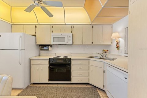Copropriété à vendre à Venice, Floride: 2 chambres, 94.11 m2 № 2093094 - photo 17