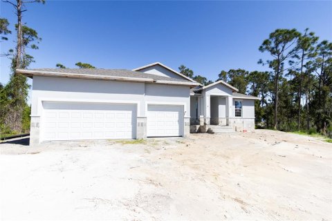 Villa ou maison à vendre à Port Charlotte, Floride: 4 chambres, 247.12 m2 № 1572662 - photo 11