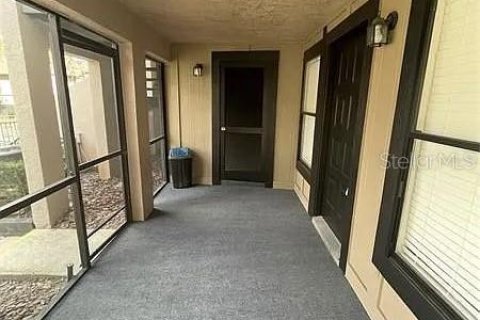Condo in Tampa, Florida, 2 bedrooms № 2403664 - photo 13