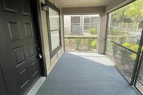 Condo in Tampa, Florida, 2 bedrooms  № 2403664