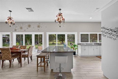 Villa ou maison à vendre à Zephyrhills, Floride: 2 chambres, 144.18 m2 № 2437140 - photo 6