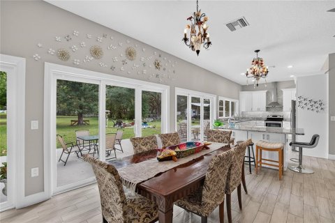 Villa ou maison à vendre à Zephyrhills, Floride: 2 chambres, 144.18 m2 № 2437140 - photo 5