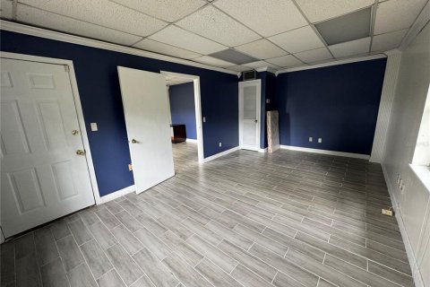Immobilier commercial à vendre à Jacksonville, Floride: 1170.57 m2 № 1356090 - photo 9