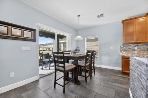 House in Ruskin, Florida 3 bedrooms, 167.97 sq.m. № 2148479 - photo 10