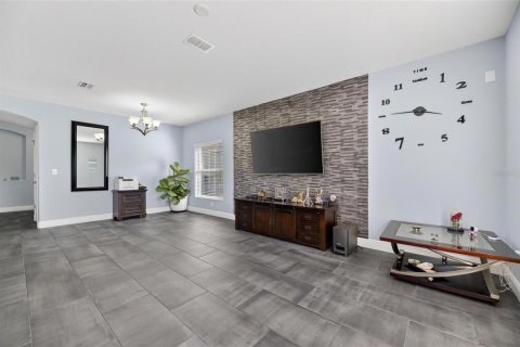 House in Ruskin, Florida 3 bedrooms, 167.97 sq.m. № 2148479 - photo 7