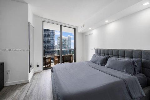 Condo in Miami, Florida, 3 bedrooms  № 1943594 - photo 11