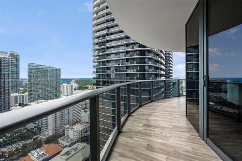 Condo in Miami, Florida, 3 bedrooms  № 1943594 - photo 6