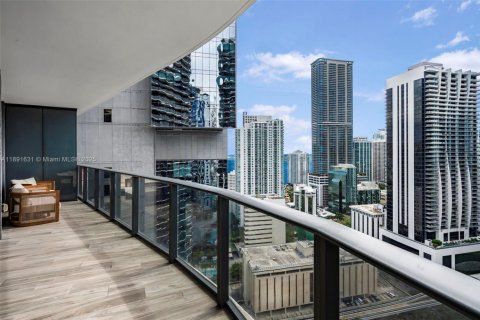 Condo in Miami, Florida, 3 bedrooms  № 1943594 - photo 4