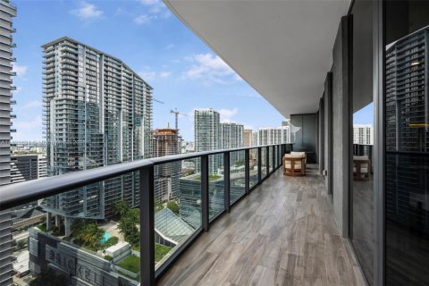 Condo in Miami, Florida, 3 bedrooms  № 1943594 - photo 7