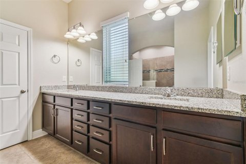 House in Apollo Beach, Florida 4 bedrooms, 258.18 sq.m. № 1815946 - photo 23