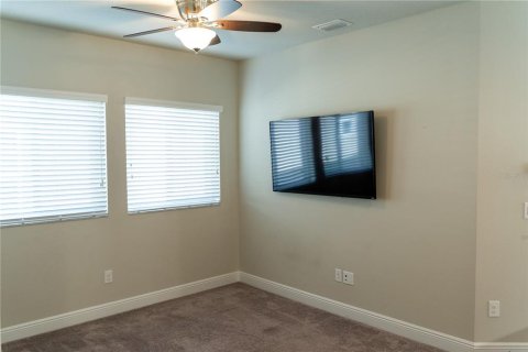 House in Apollo Beach, Florida 4 bedrooms, 258.18 sq.m. № 1815946 - photo 15