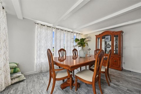 Villa ou maison à vendre à New Port Richey, Floride: 2 chambres, 97.36 m2 № 2437196 - photo 14