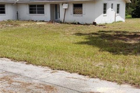 House in Belleview, Florida 3 bedrooms, 139.54 sq.m. № 2390784 - photo 2