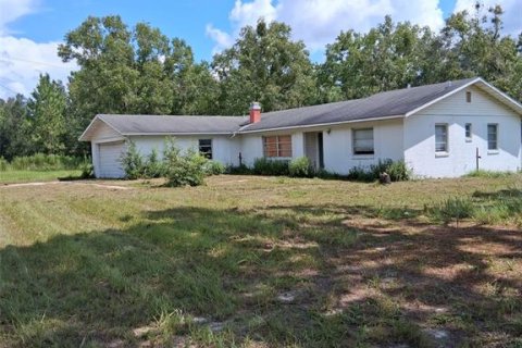 House in Belleview, Florida 3 bedrooms, 139.54 sq.m. № 2390784