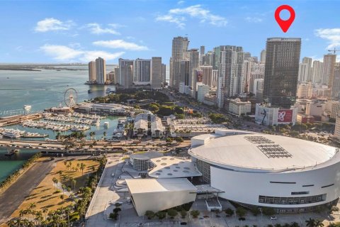 Condominio en alquiler en Miami, Florida, 1 dormitorio, 39.95 m2 № 1942690 - foto 17