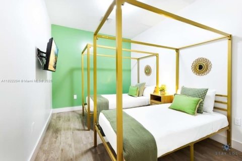 Copropriété à vendre à Hollywood, Floride: 2 chambres, 78.32 m2 № 1937841 - photo 17