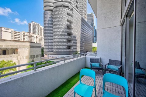 Купить кондоминиум в Майами, Флорида 1 спальня, 92.9м2, № 2085832 - фото 15