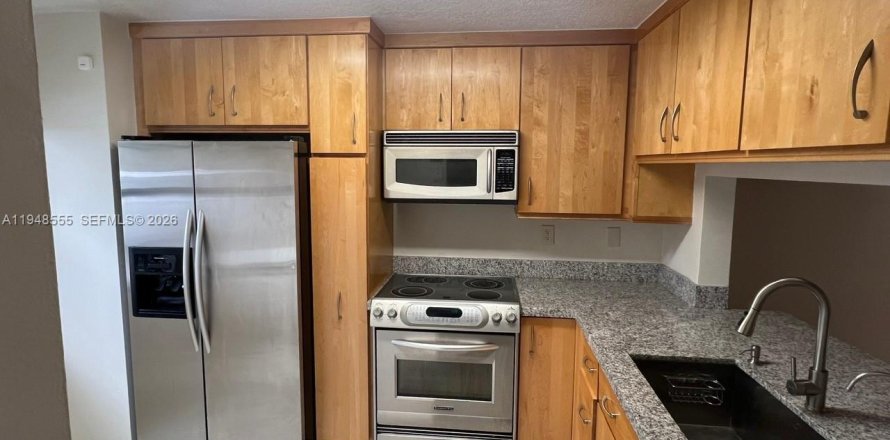 Таунхаус в Форт-Лодердейл, Флорида 3 спальни, 130.81м2 № 2004242