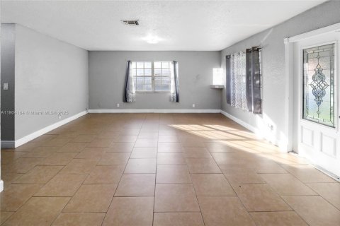 Casa en venta en Fort Lauderdale, Florida, 4 dormitorios, 116.69 m2 № 1976008 - foto 7