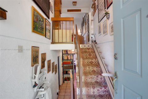 Casa en venta en Cutler Bay, Florida, 3 dormitorios, 252.51 m2 № 1963900 - foto 5