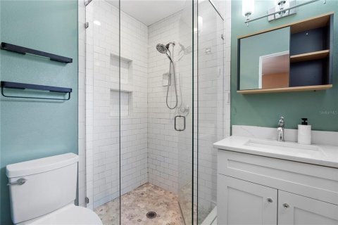 House in Orlando, Florida 3 bedrooms, 112.6 sq.m. № 1886132 - photo 15
