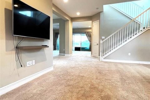 Casa en alquiler en Wesley Chapel, Florida, 5 dormitorios, 314.1 m2 № 1870593 - foto 6