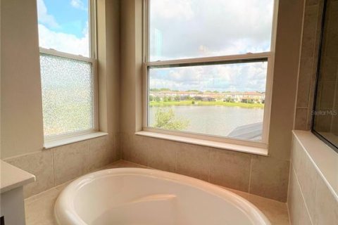 Casa en alquiler en Wesley Chapel, Florida, 5 dormitorios, 314.1 m2 № 1870593 - foto 19