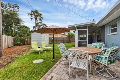 House in Sarasota, Florida 3 bedrooms, 106.28 sq.m. № 2233401 - photo 26