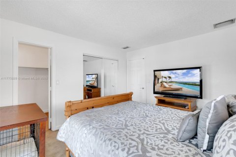 Townhouse in North Lauderdale, Florida 2 bedrooms, 107.02 sq.m. № 1695558 - photo 4