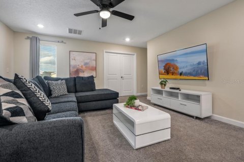 Casa en venta en Kissimmee, Florida, 8 dormitorios, 398.46 m2 № 1514904 - foto 23