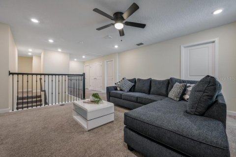 Casa en venta en Kissimmee, Florida, 8 dormitorios, 398.46 m2 № 1514904 - foto 22