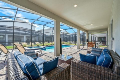 Casa en venta en Kissimmee, Florida, 8 dormitorios, 398.46 m2 № 1514904 - foto 17