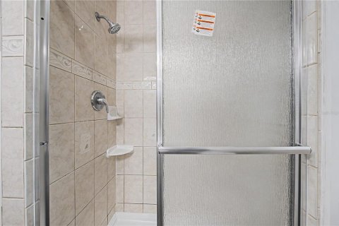 House in Tampa, Florida 3 bedrooms, 140.84 sq.m. № 2303316 - photo 29