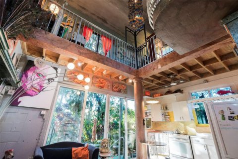 Casa en venta en Fort Lauderdale, Florida, 1 dormitorio, 98.94 m2 № 2045191 - foto 14