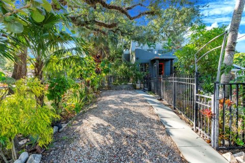 Casa en venta en Fort Lauderdale, Florida, 1 dormitorio, 98.94 m2 № 2045191 - foto 20